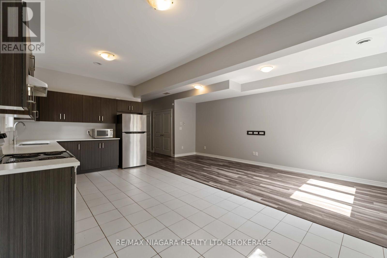 81 Grove Street, Welland, Ontario  L3B 4B3 - Photo 11 - X13704646