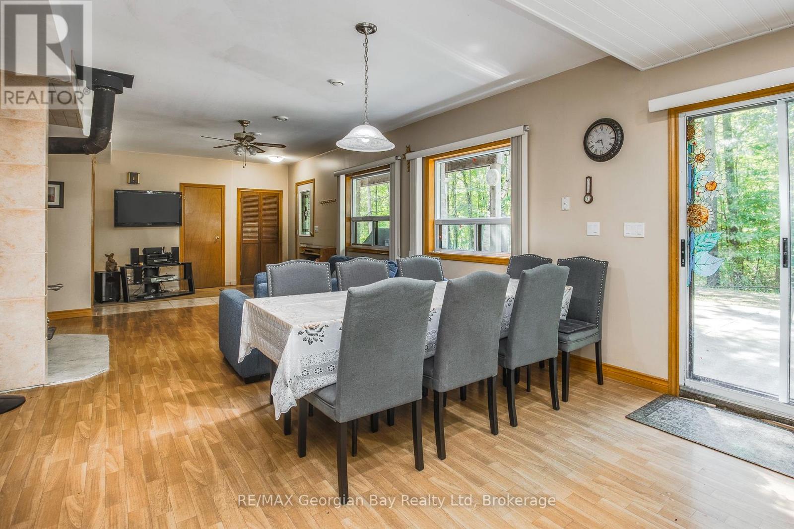 754 Lafontaine Road W, Tiny, Ontario  L9M 0L5 - Photo 12 - S13704672