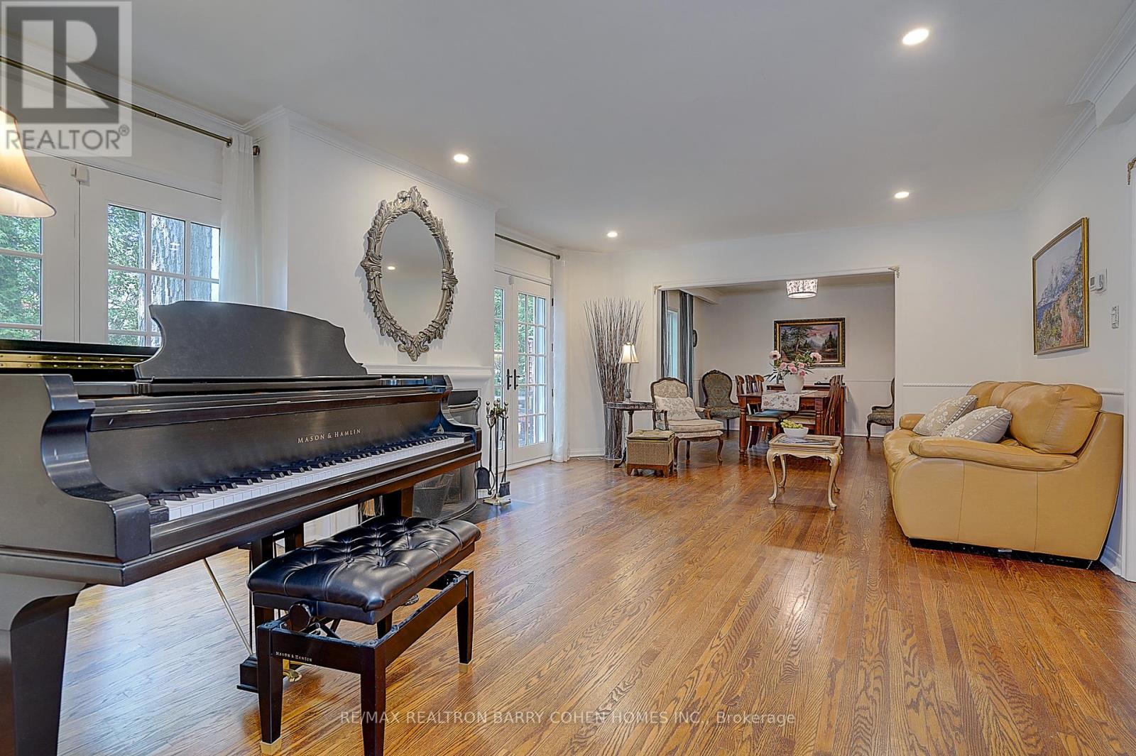 321 Lawrence Avenue E, Toronto, Ontario  M4N 1T8 - Photo 12 - C13704654