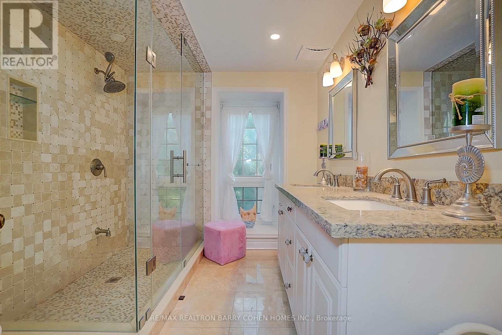 321 Lawrence Avenue E, Toronto, Ontario  M4N 1T8 - Photo 27 - C13704654