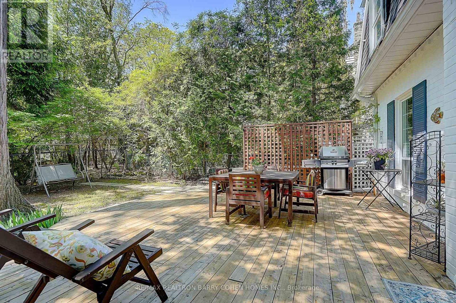 321 Lawrence Avenue E, Toronto, Ontario  M4N 1T8 - Photo 38 - C13704654