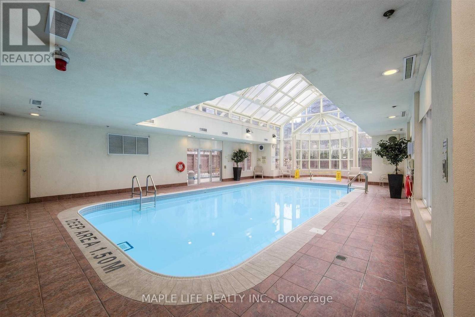 1802 - 28 Ted Rogers Way, Toronto, Ontario  M4Y 2J4 - Photo 6 - C13704662