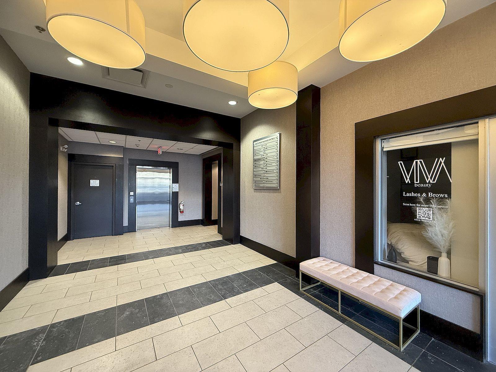301 15292 CROYDON DRIVE, Surrey, British Columbia