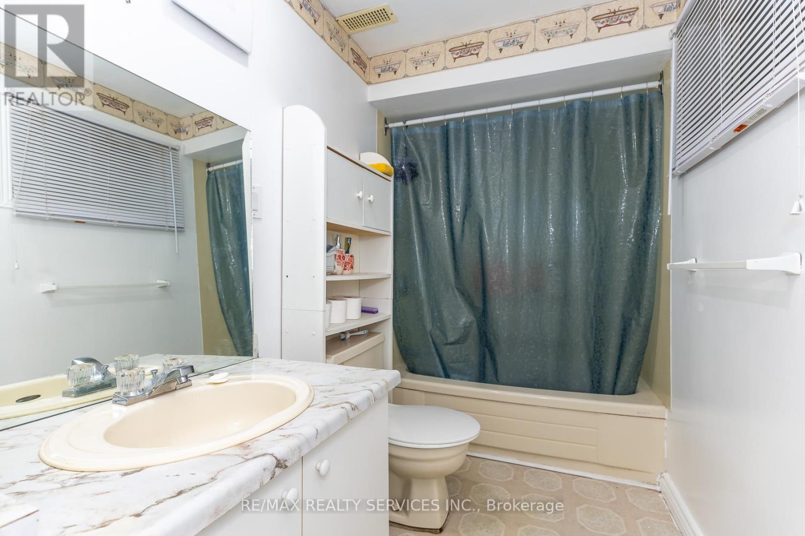 1217 Gloucester Square, Pickering, Ontario  L1V 3P7 - Photo 40 - E13704634