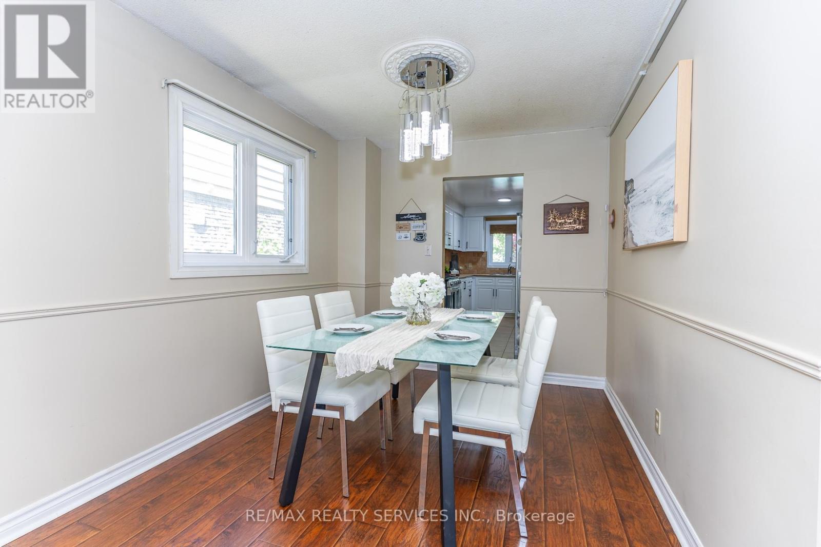 1217 Gloucester Square, Pickering, Ontario  L1V 3P7 - Photo 6 - E13704634