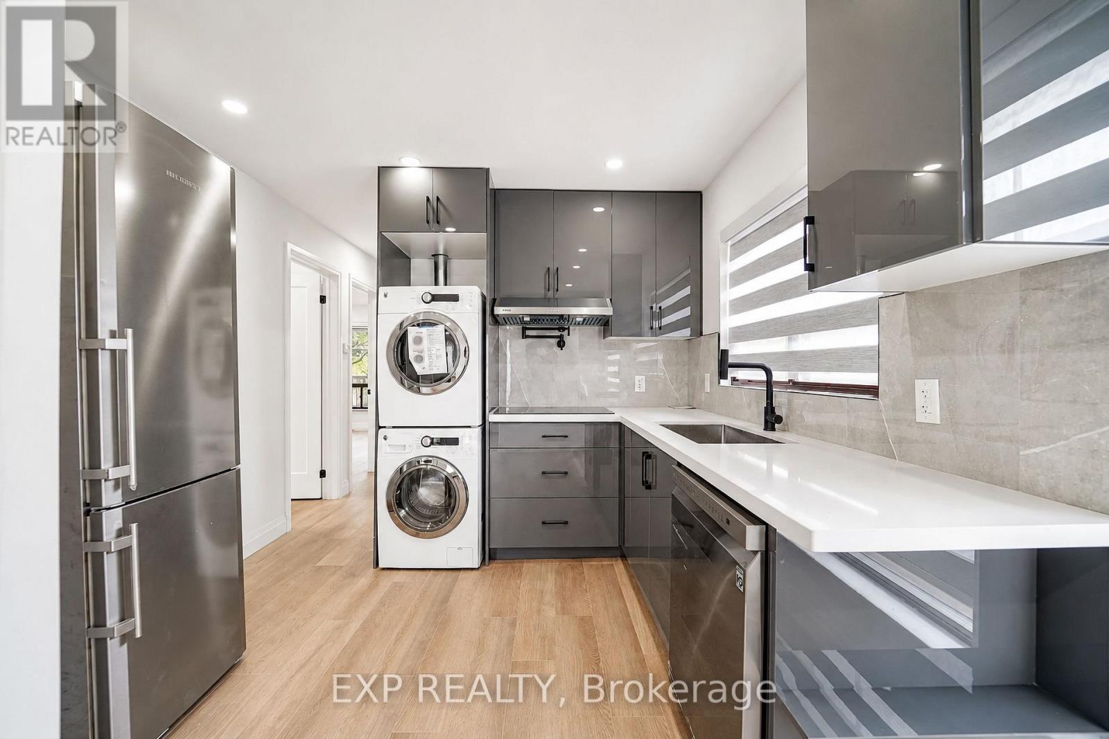 31a Laurel Avenue, Toronto, Ontario  M1K 3J3 - Photo 12 - E13704650