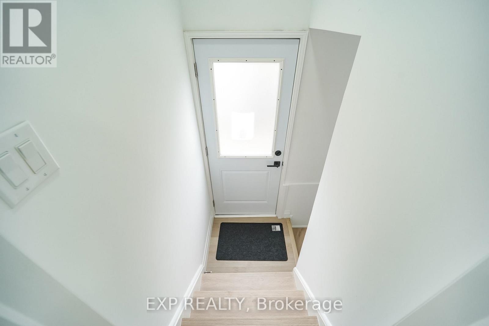 31a Laurel Avenue, Toronto, Ontario  M1K 3J3 - Photo 26 - E13704650
