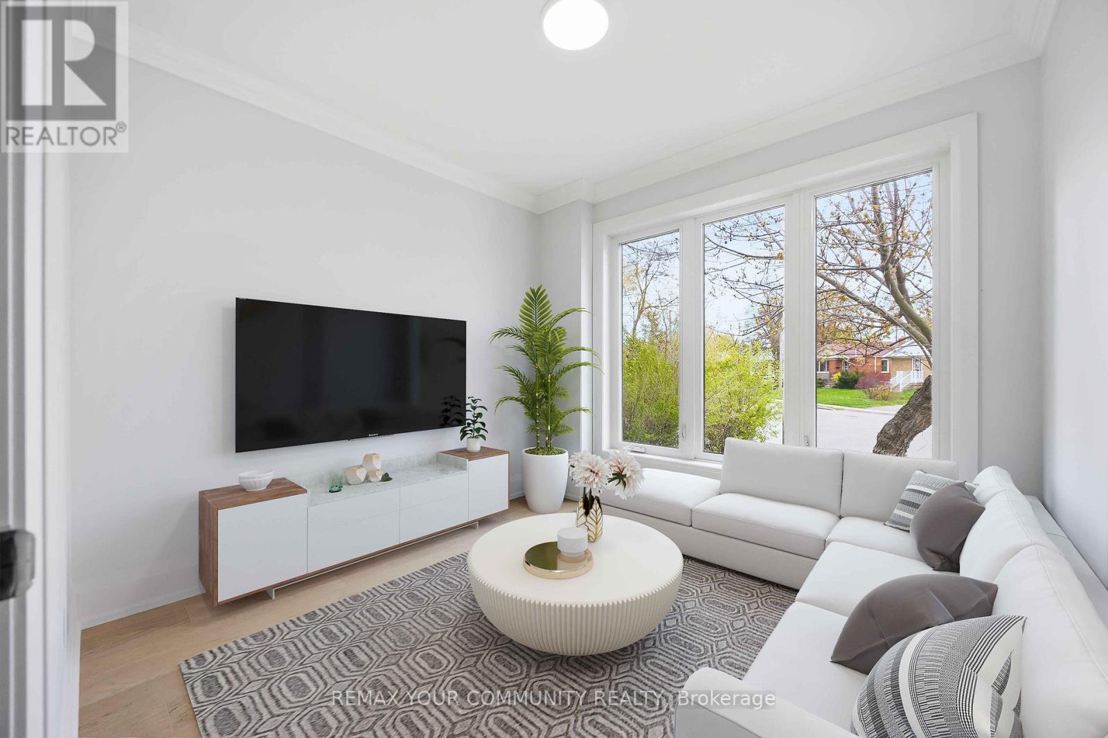 20 Castille Avenue, Toronto, Ontario  M1R 2C1 - Photo 17 - E13704652