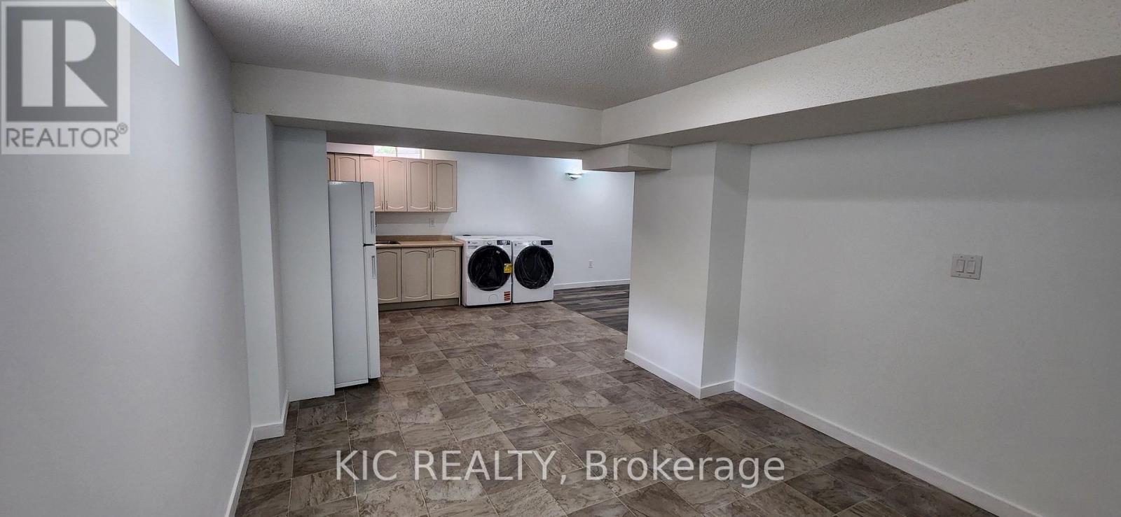 618 Ponting Place, Newmarket, Ontario  L3X 1T4 - Photo 20 - N13704670