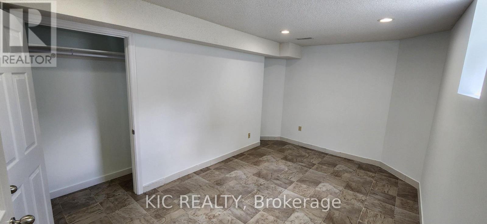 618 Ponting Place, Newmarket, Ontario  L3X 1T4 - Photo 21 - N13704670