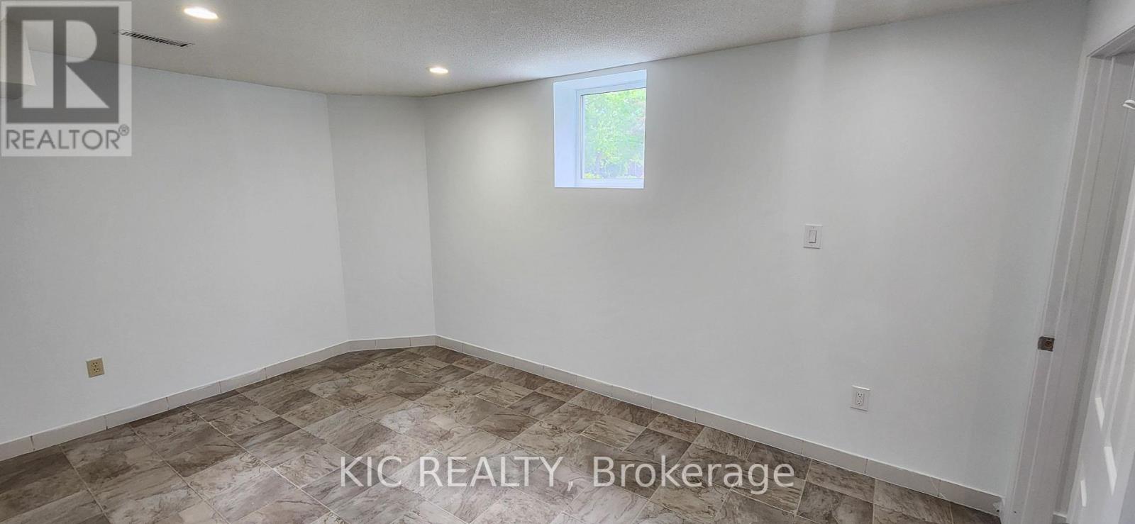 618 Ponting Place, Newmarket, Ontario  L3X 1T4 - Photo 22 - N13704670