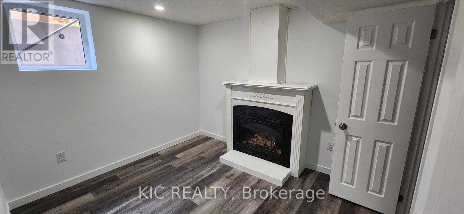 618 Ponting Place, Newmarket, Ontario  L3X 1T4 - Photo 6 - N13704670