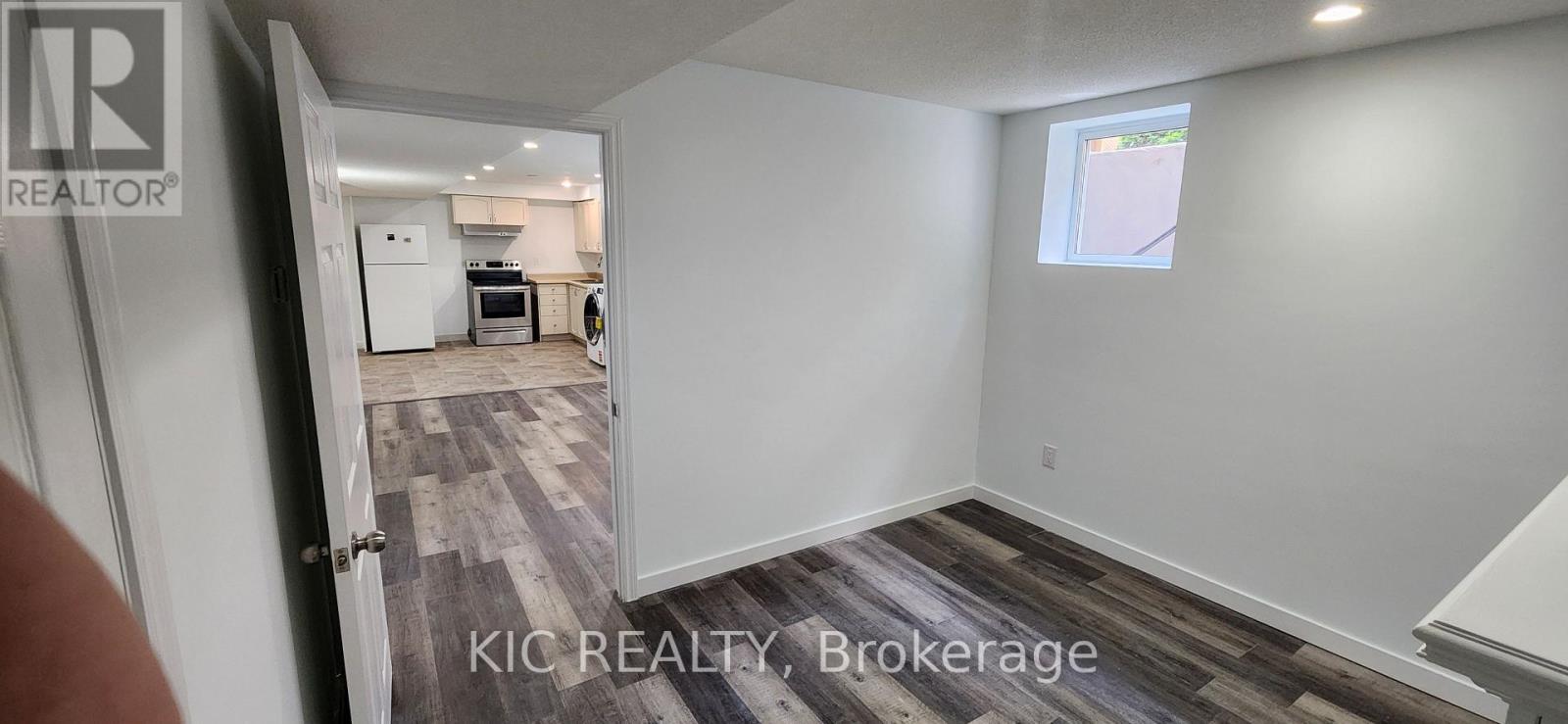 618 Ponting Place, Newmarket, Ontario  L3X 1T4 - Photo 9 - N13704670