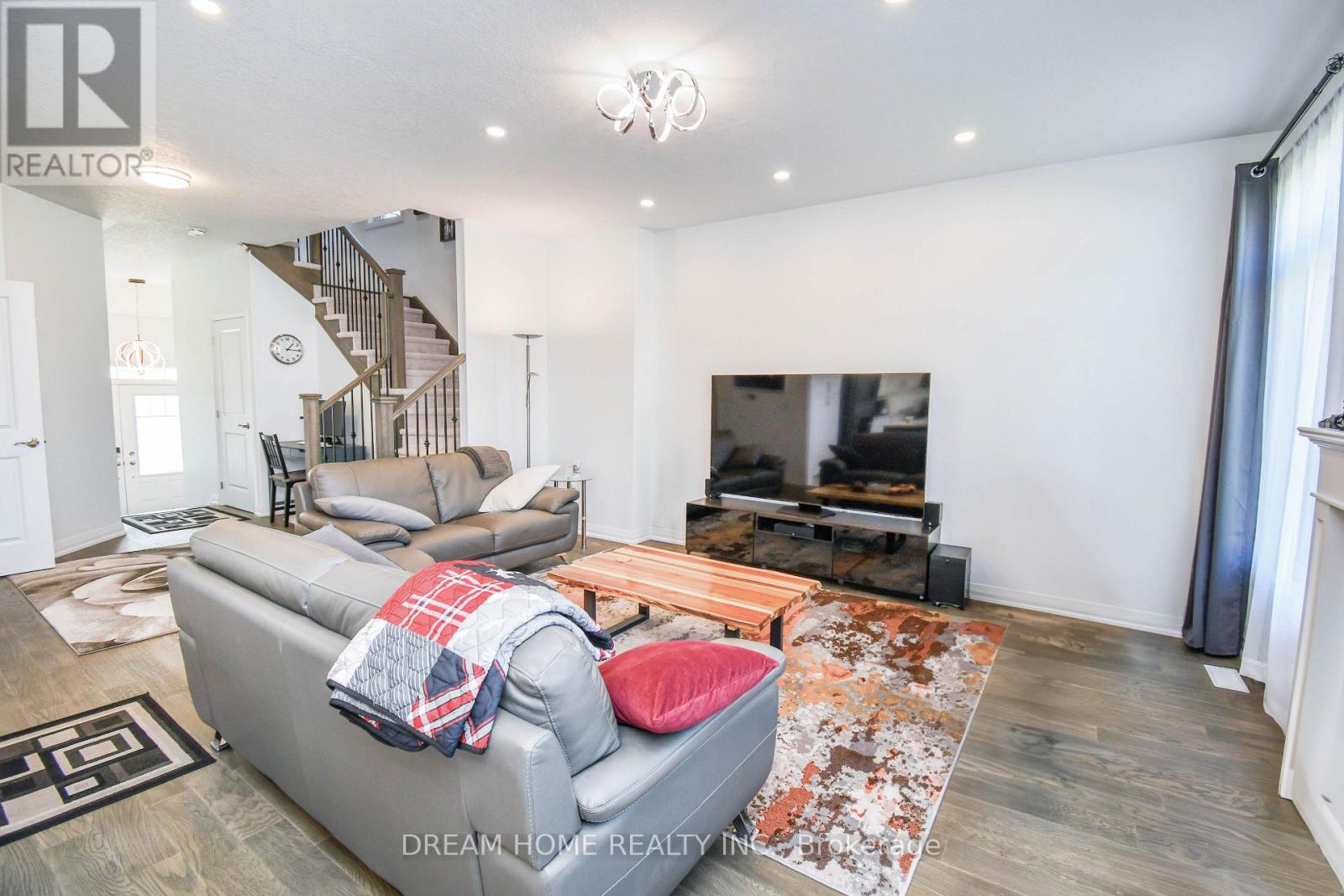 9 Copperhill Heights, Barrie, Ontario  L9S 0K6 - Photo 10 - S13704664