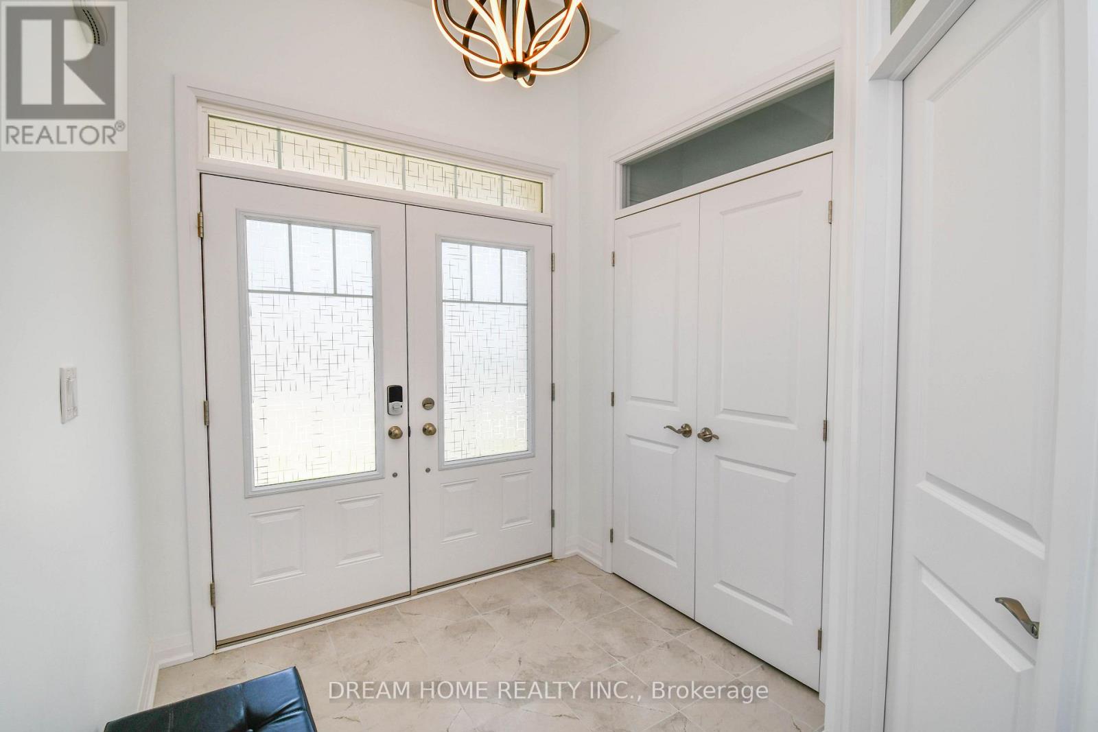 9 Copperhill Heights, Barrie, Ontario  L9S 0K6 - Photo 3 - S13704664