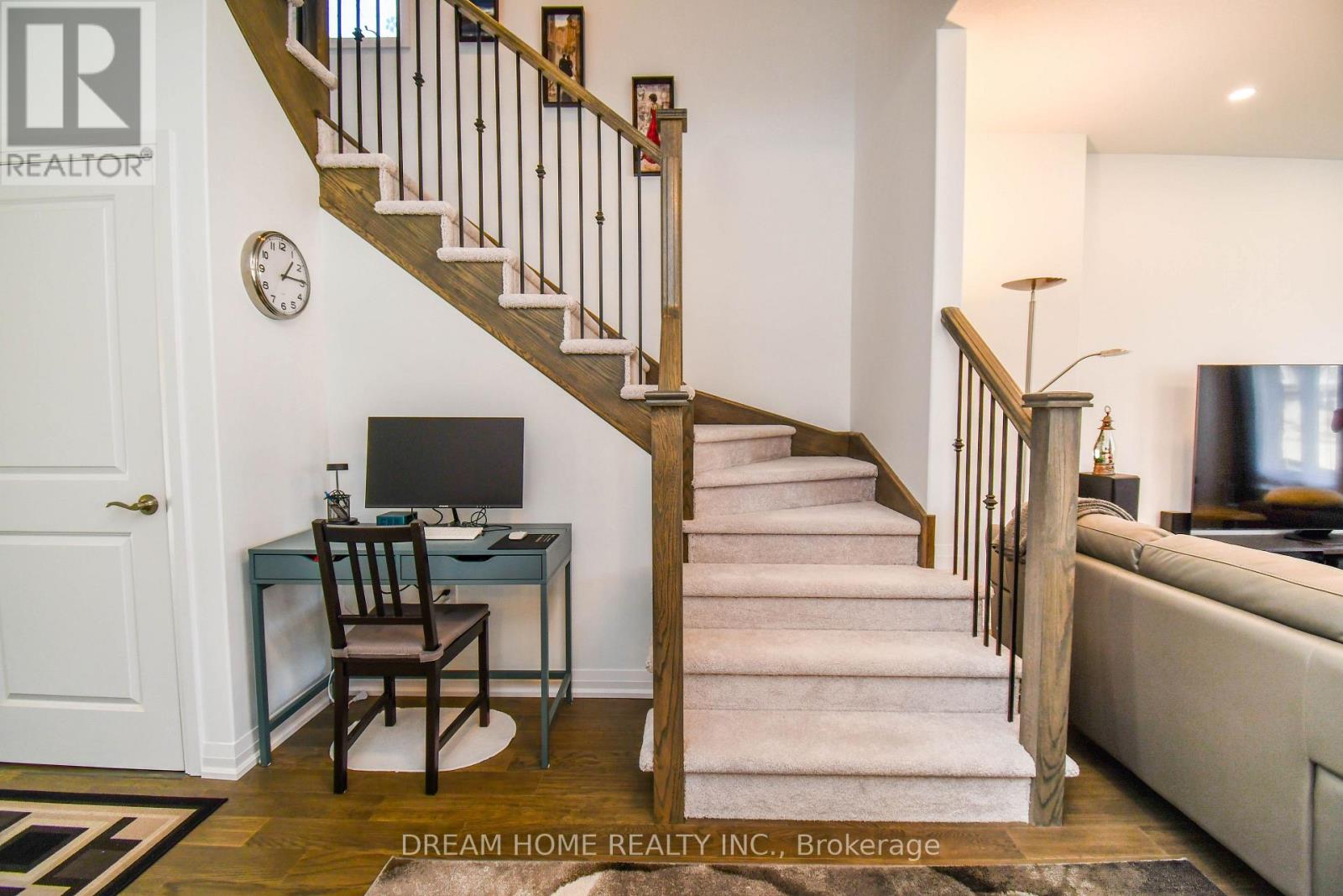 9 Copperhill Heights, Barrie, Ontario  L9S 0K6 - Photo 7 - S13704664
