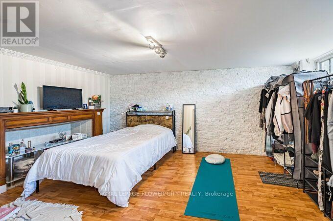 3 Clayhall Crescent, Toronto, Ontario  M3J 1W5 - Photo 35 - W13704642