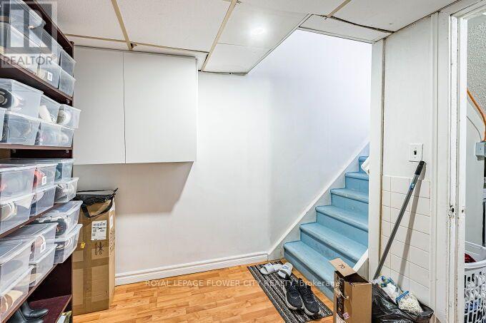 3 Clayhall Crescent, Toronto, Ontario  M3J 1W5 - Photo 38 - W13704642