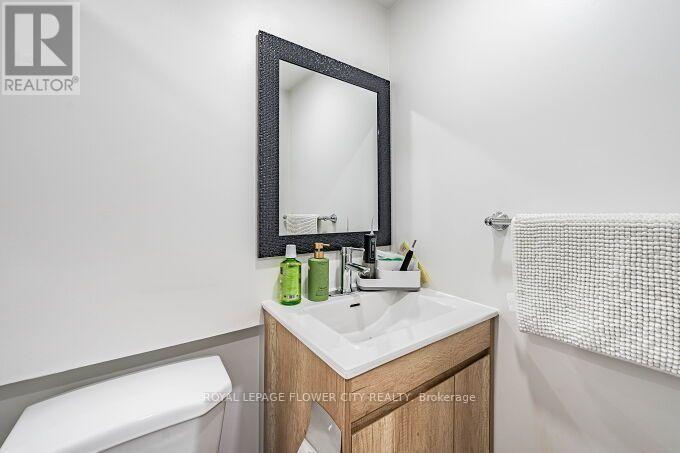 3 Clayhall Crescent, Toronto, Ontario  M3J 1W5 - Photo 45 - W13704642