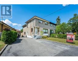 3 CLAYHALL CRESCENT, Toronto, Ontario