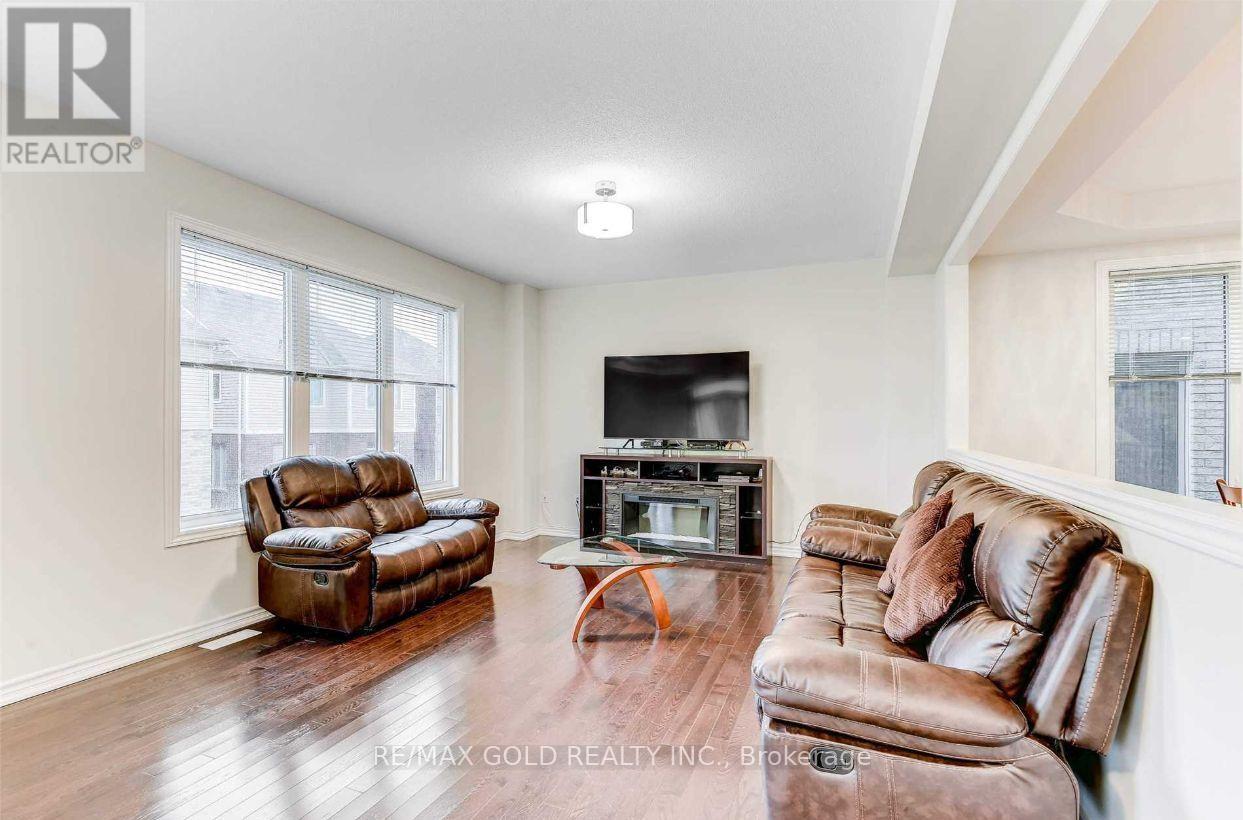 1243 Ronald Inche Drive, Oshawa, Ontario  L1K 0Y5 - Photo 9 - E13634136