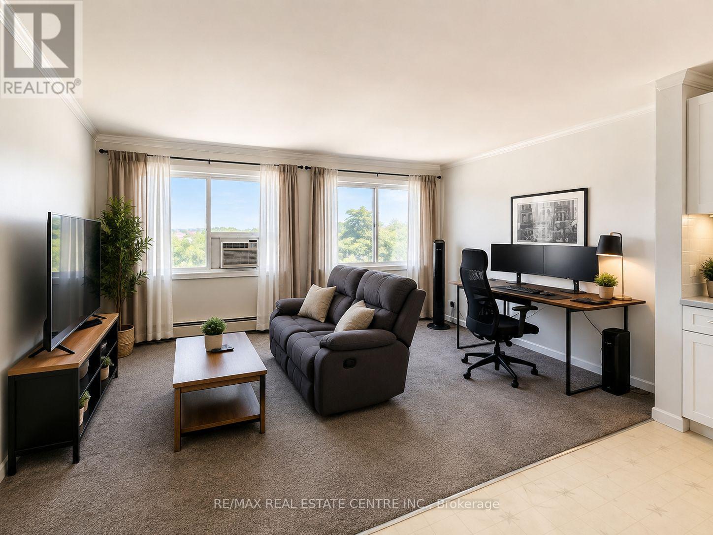 2540 Weston Road, Toronto, Ontario  M9N 2A6 - Photo 16 - W13647640