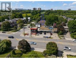 2540 WESTON ROAD, Toronto, Ontario