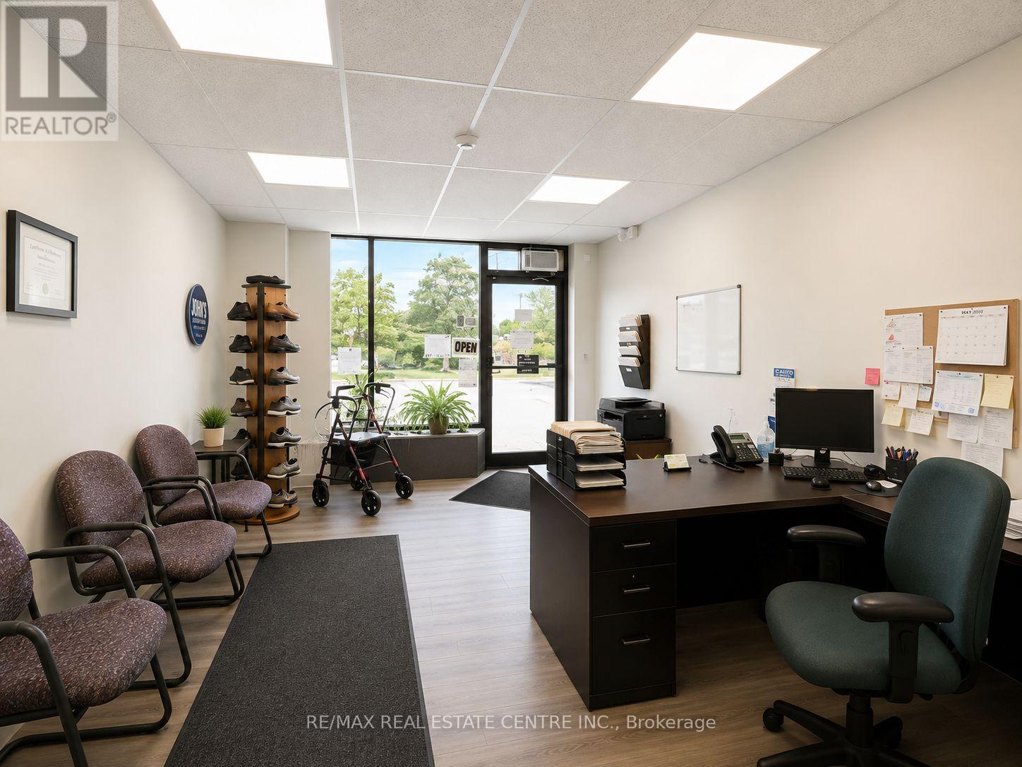 2540 Weston Road, Toronto, Ontario  M9N 2A6 - Photo 6 - W13647640