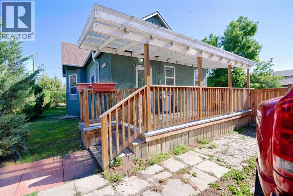 2424 4 Avenue, Fort Macleod, Alberta  T0L 0Z0 - Photo 4 - A2323374