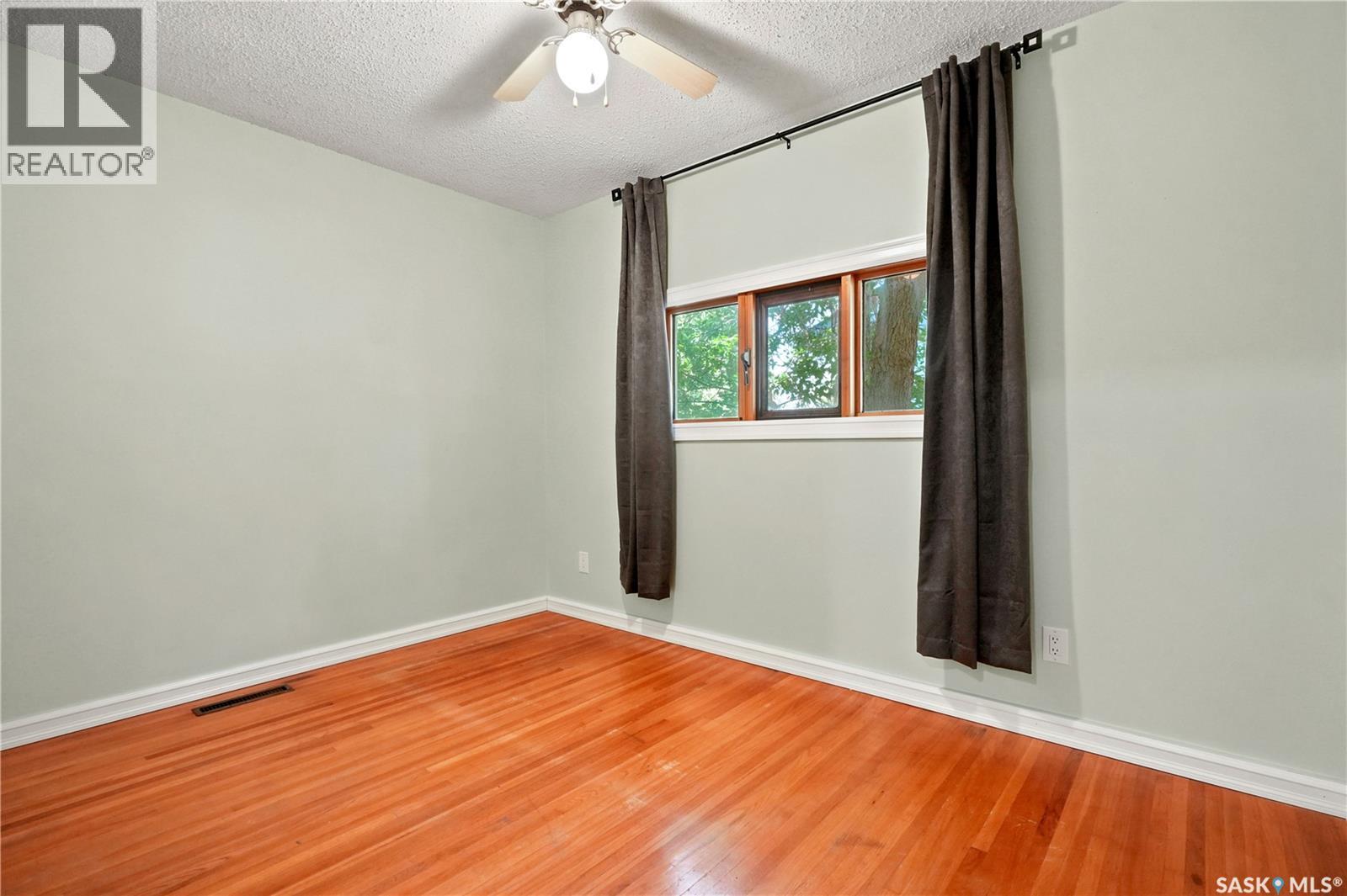 856 Forget Street, Regina, Saskatchewan  S4T 4X4 - Photo 30 - SK044283
