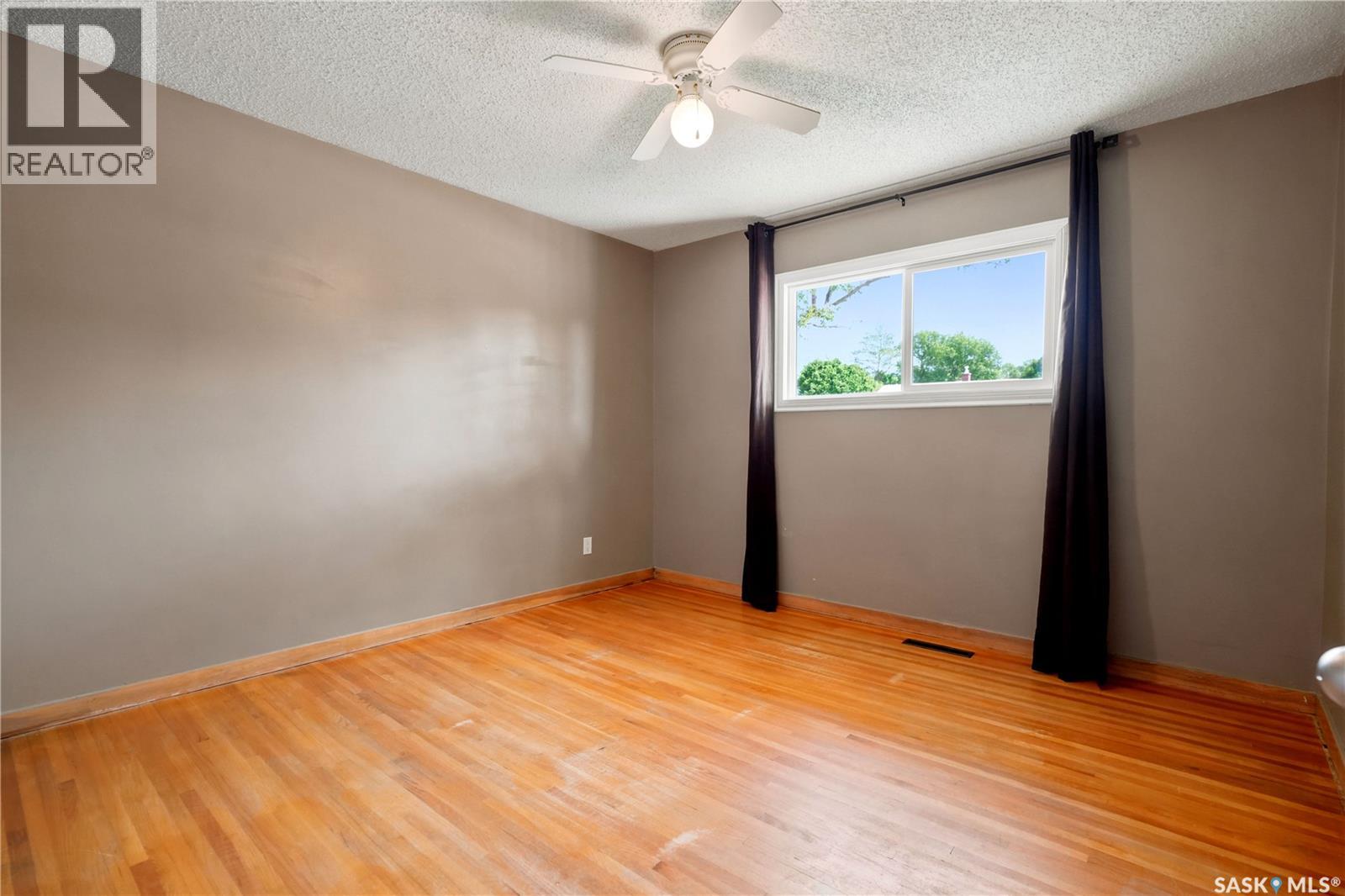 856 Forget Street, Regina, Saskatchewan  S4T 4X4 - Photo 28 - SK044283