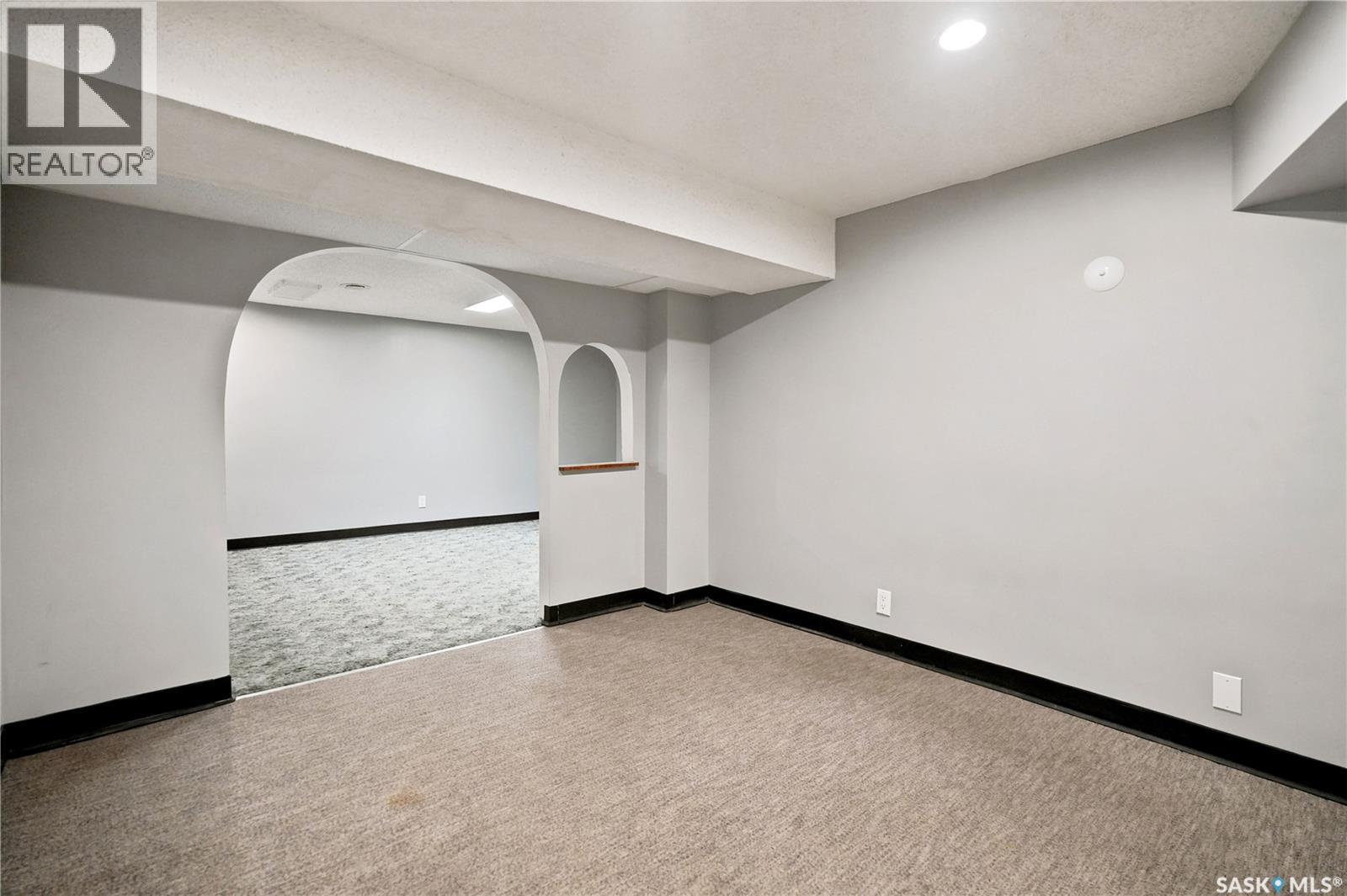 856 Forget Street, Regina, Saskatchewan  S4T 4X4 - Photo 39 - SK044283