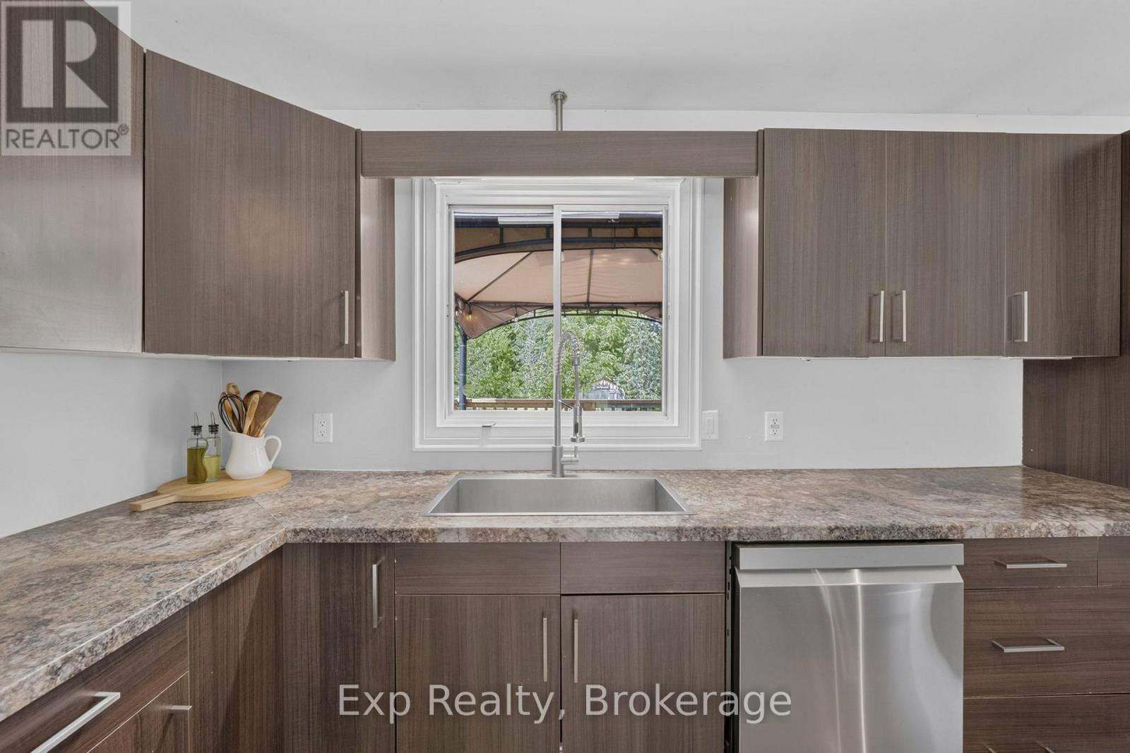 1901 Hollowview Road, Centre Hastings, Ontario  K0K 3E0 - Photo 9 - X13704676