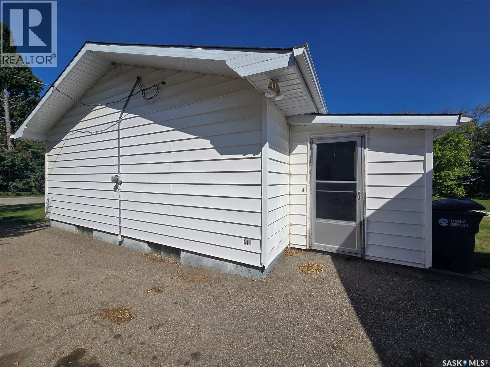 819 Gambetta Street, Whitewood, Saskatchewan  S0G 5C0 - Photo 5 - SK046403