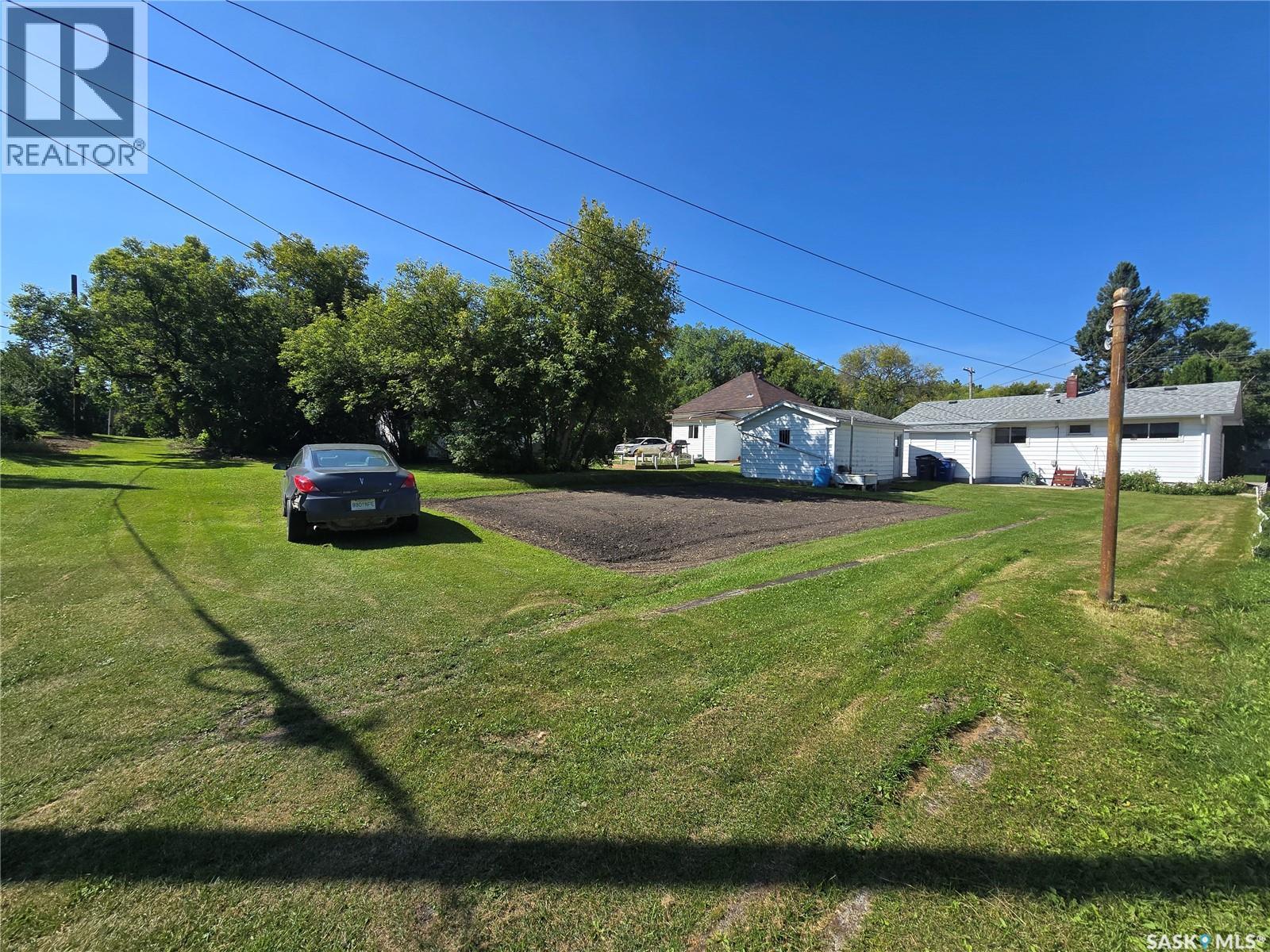 819 Gambetta Street, Whitewood, Saskatchewan  S0G 5C0 - Photo 8 - SK046403