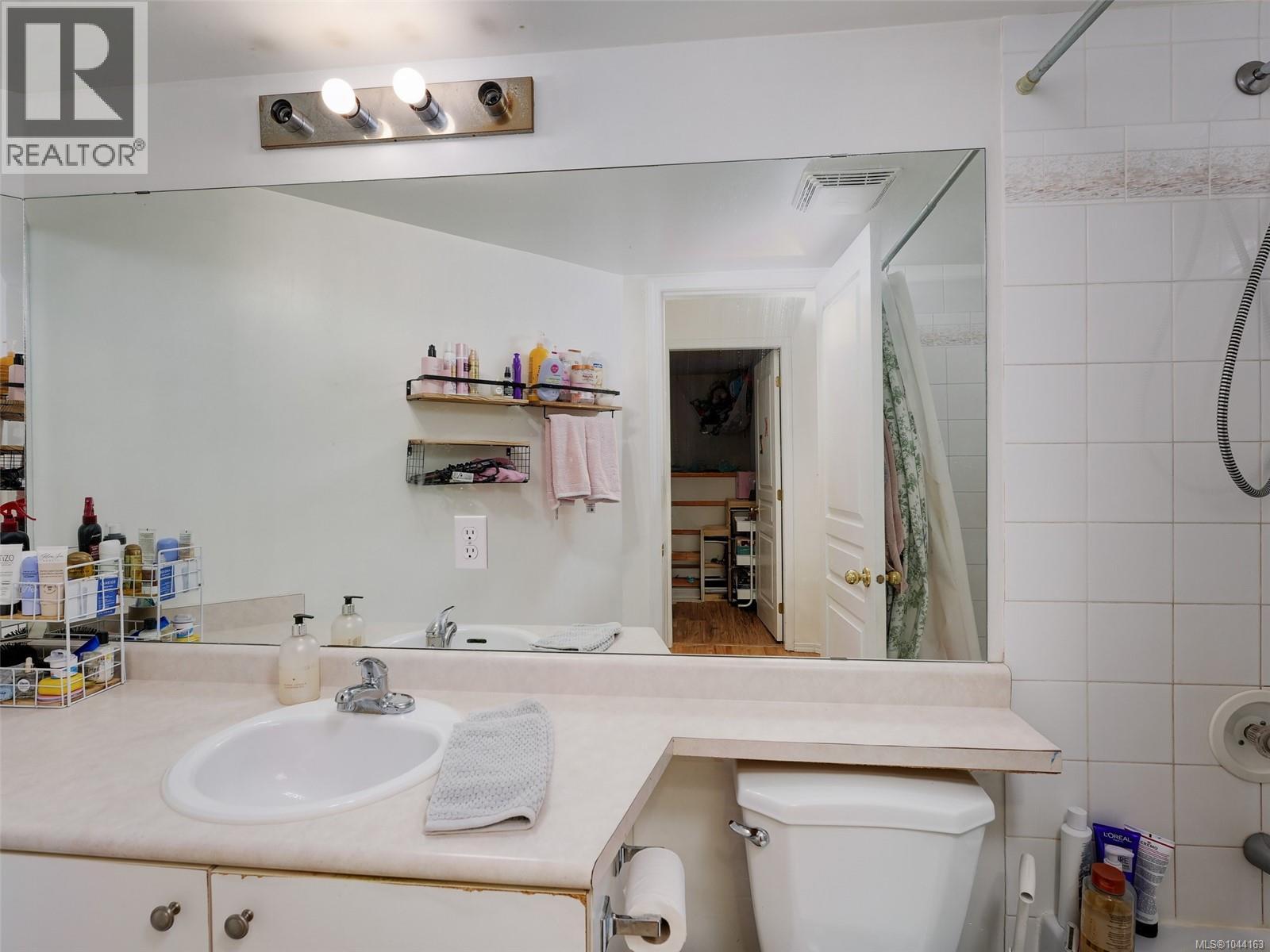 110 494 Marsett Pl, Saanich, British Columbia V8Z 4J1 - Photo 20 - 1044163