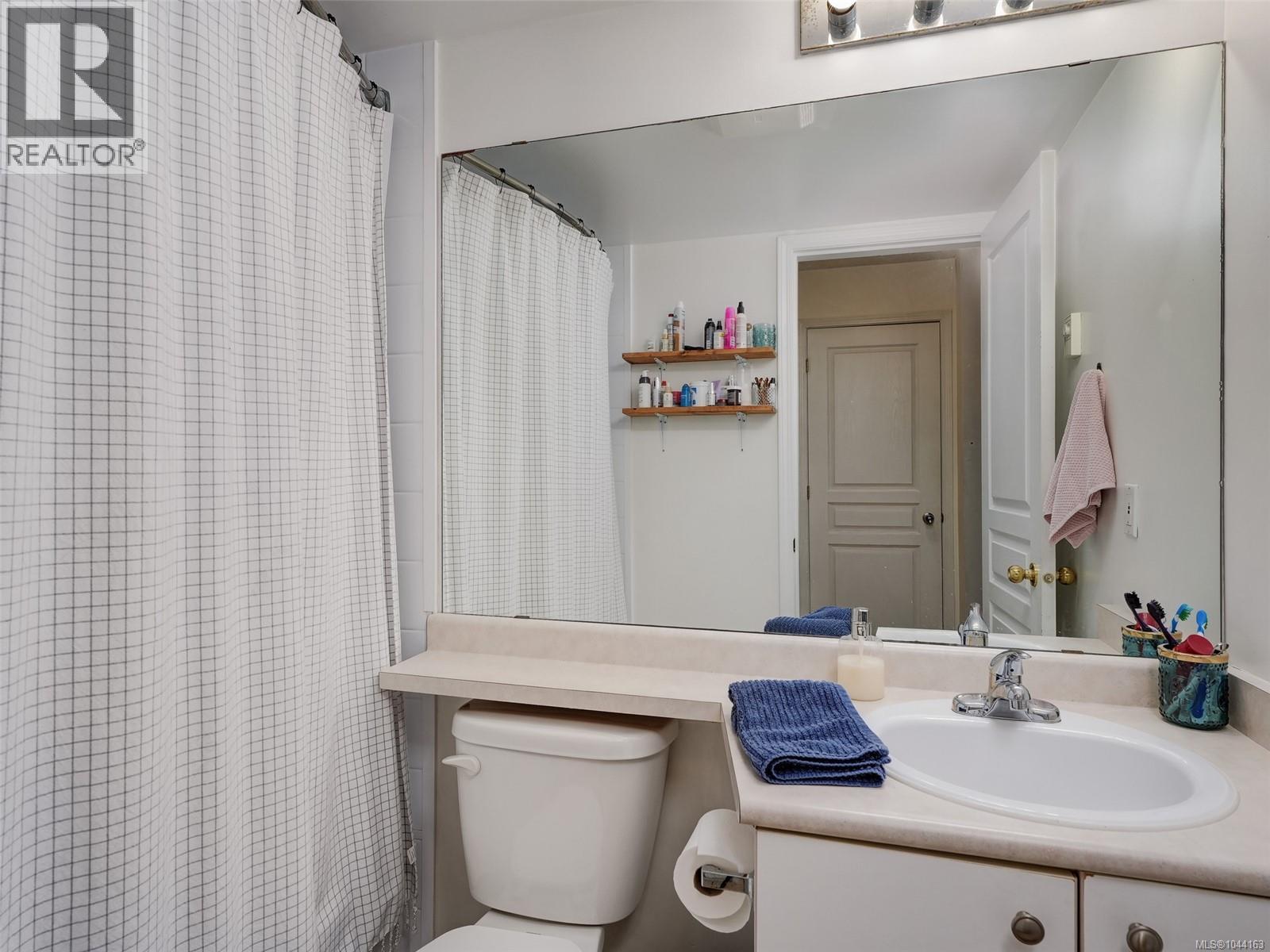 110 494 Marsett Pl, Saanich, British Columbia V8Z 4J1 - Photo 17 - 1044163