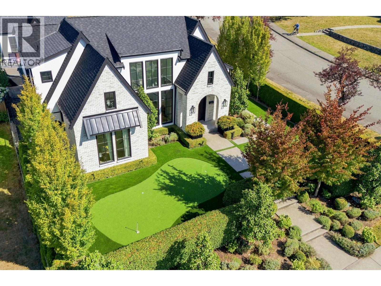 4643 Midlawn Drive, Burnaby, British Columbia  V5C 3P5 - Photo 33 - R3156481