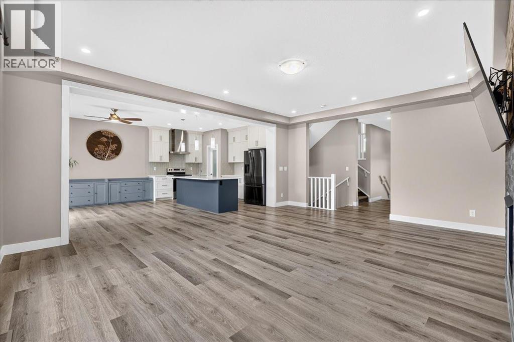 244 Carrington Crescent NW, Calgary, Alberta  T3P 1R1 - Photo 5 - A2337368