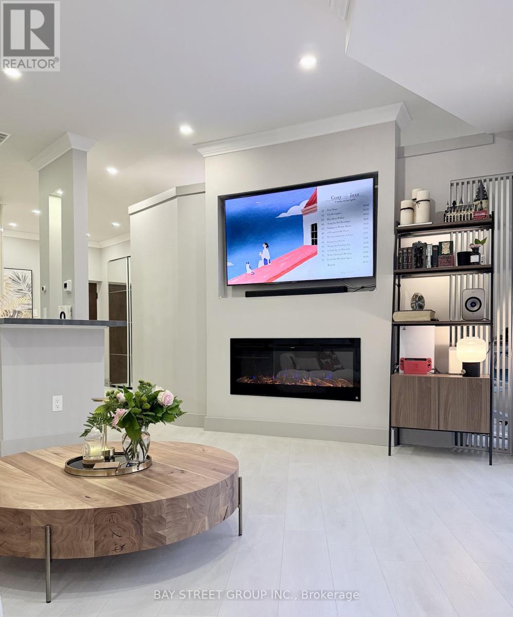 606 - 55 Harbour Square, Toronto, Ontario  M5J 2L1 - Photo 10 - C13704680