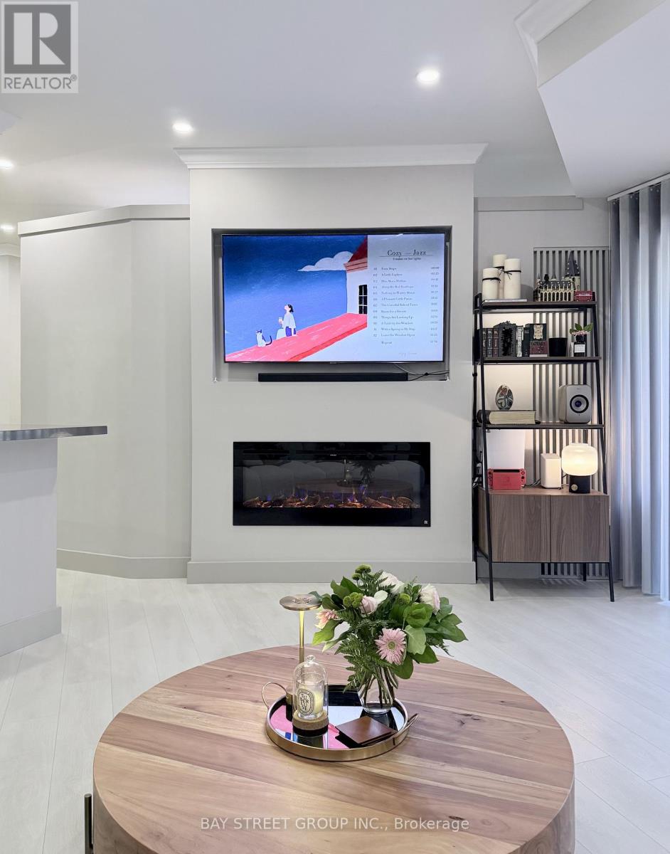 606 - 55 Harbour Square, Toronto, Ontario  M5J 2L1 - Photo 11 - C13704680