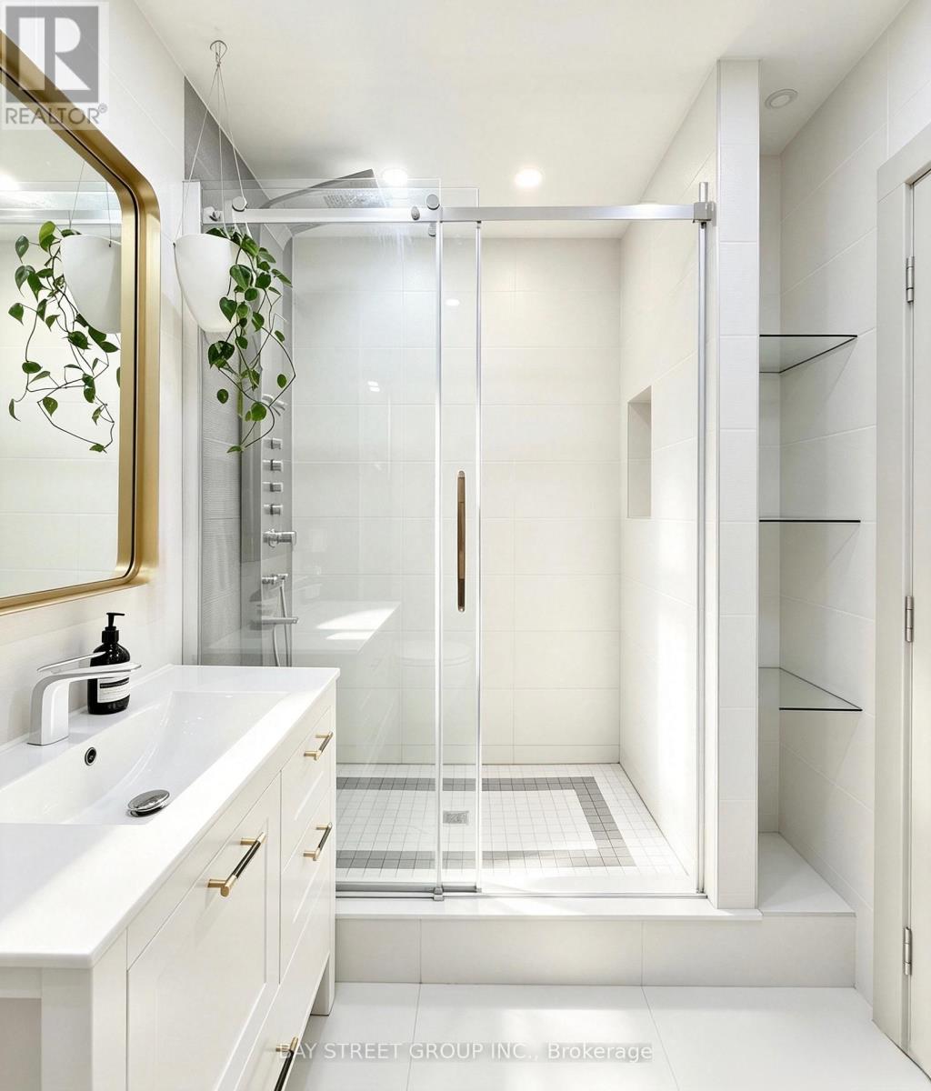 606 - 55 Harbour Square, Toronto, Ontario  M5J 2L1 - Photo 19 - C13704680