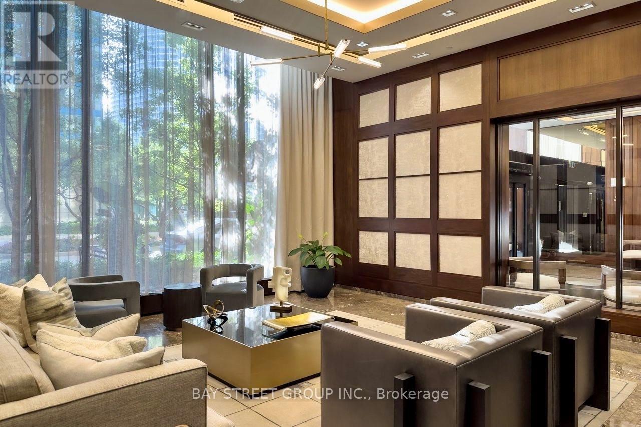 606 - 55 Harbour Square, Toronto, Ontario  M5J 2L1 - Photo 38 - C13704680