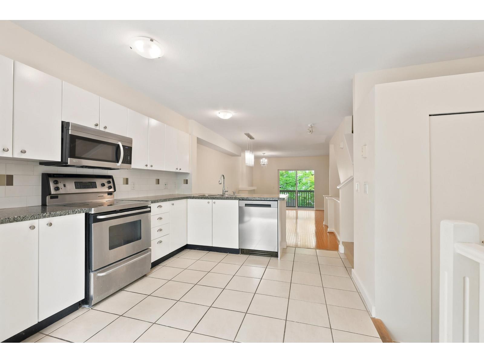 141 15236 36 Avenue, Surrey, British Columbia  V3Z 2B3 - Photo 5 - R3141312