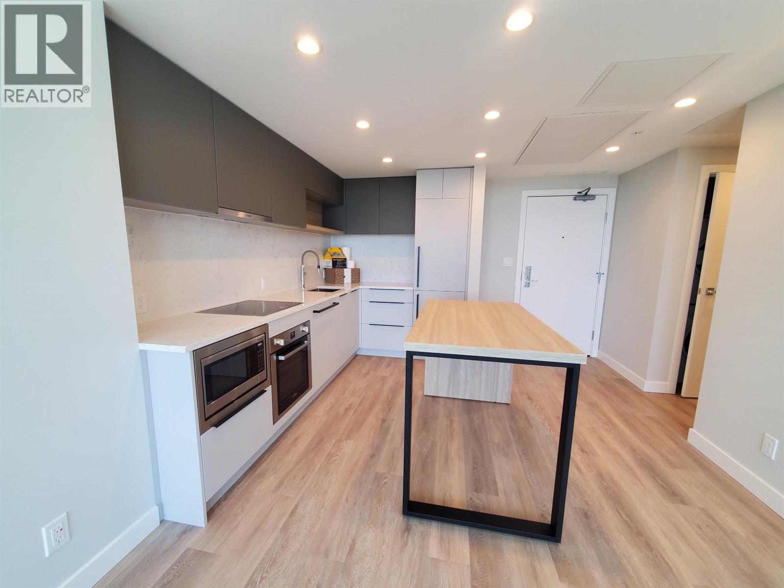 3202 567 Emerson Street, Coquitlam, British Columbia  V3J 0M8 - Photo 10 - R3137303