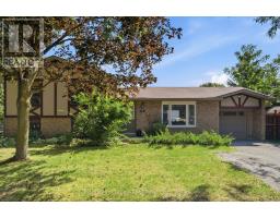 7 DAWSON STREET, Whitby, Ontario