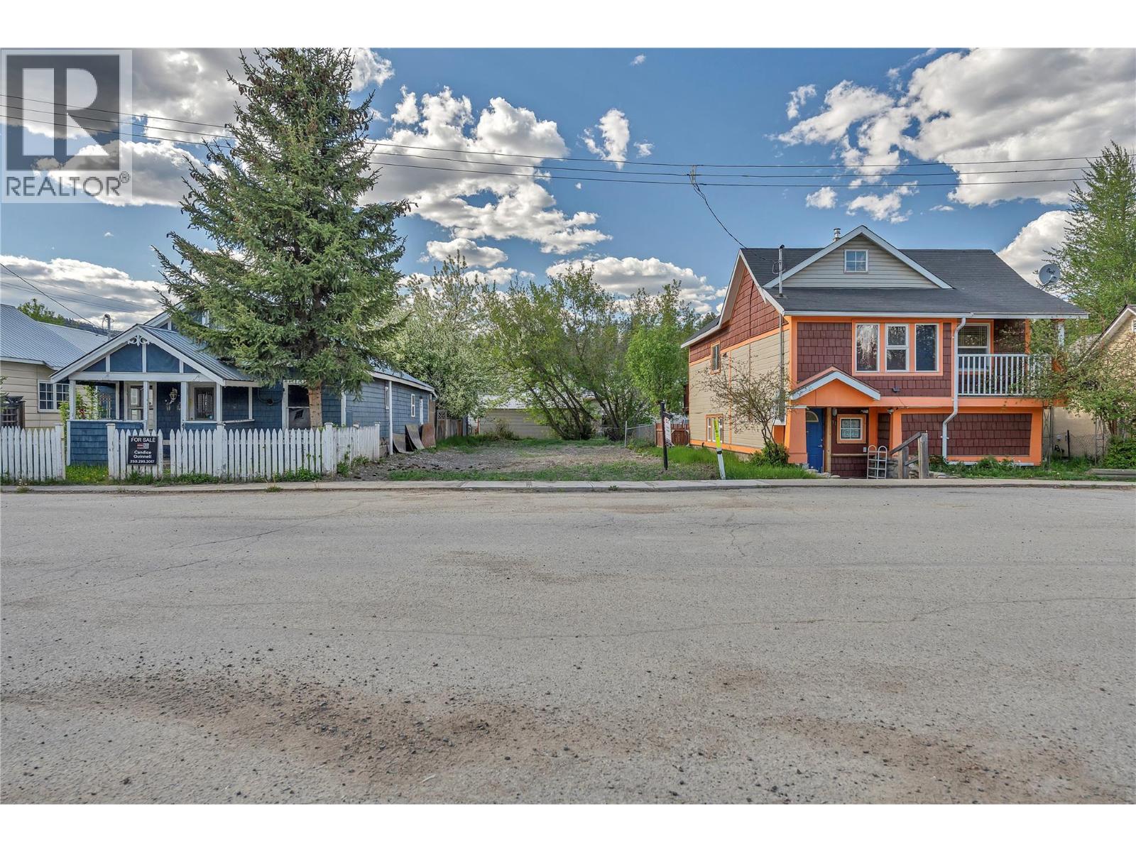 37 Kenley Avenue, Princeton, British Columbia  V0X 1W0 - Photo 3 - 10374614