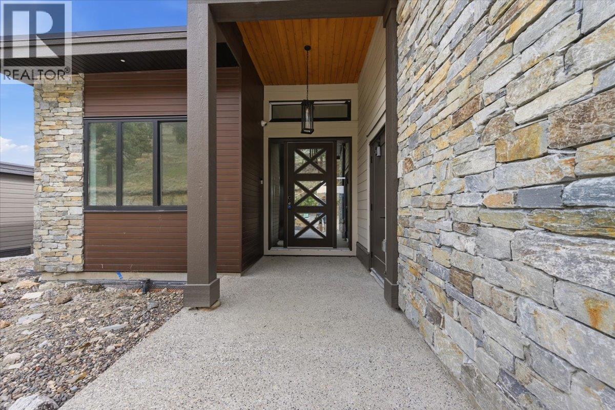 8940 Tavistock Road, Vernon, British Columbia  V1H 2L4 - Photo 7 - 10383762