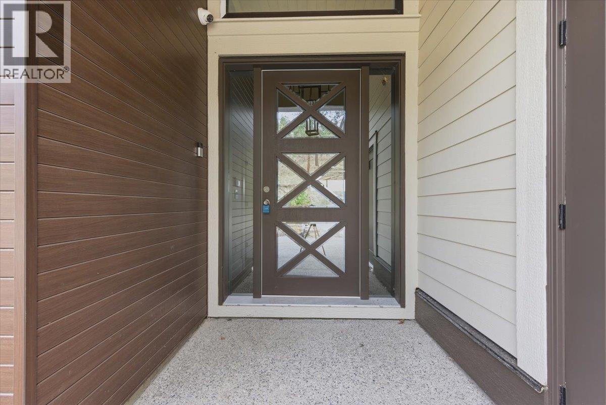 8940 Tavistock Road, Vernon, British Columbia  V1H 2L4 - Photo 8 - 10383762