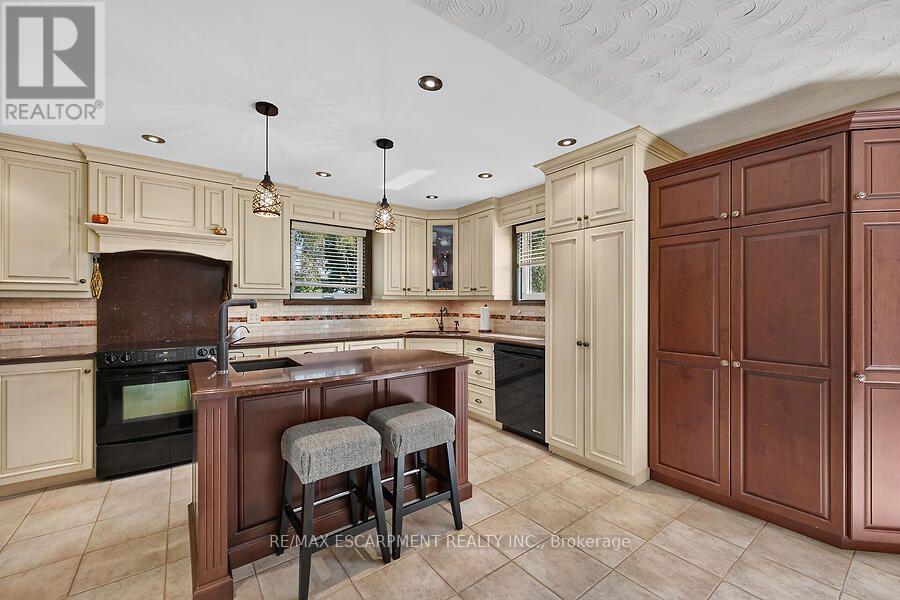 2265 Binbrook Road, Hamilton, Ontario  L0R 1C0 - Photo 8 - X13704684